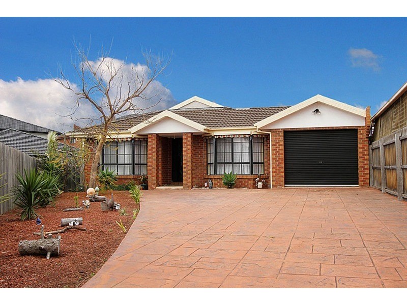 2/12 Tarrant  Court, Keilor Downs VIC 3038