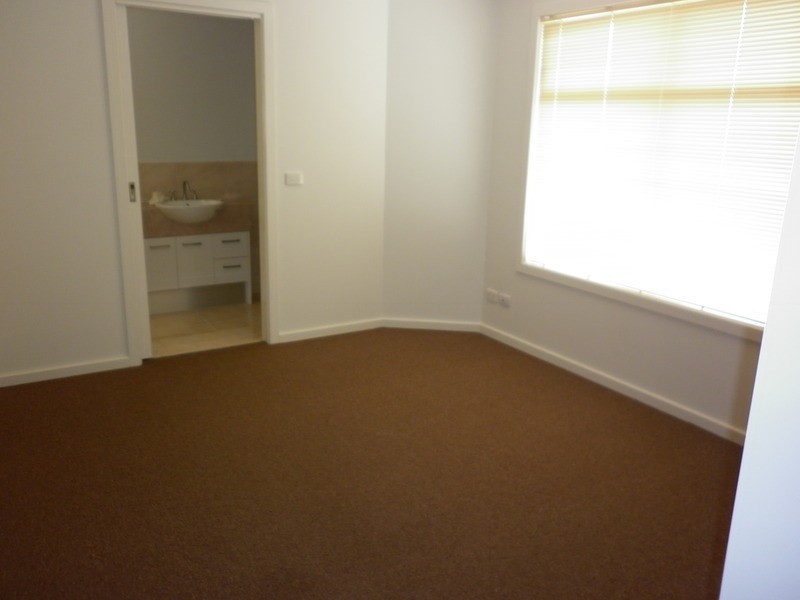 26a Thornhill  Drive, Keilor Downs VIC 3038