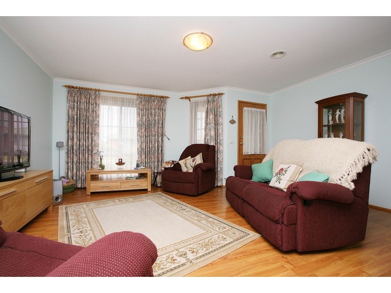 2 Chircop Place, Sydenham VIC 3037