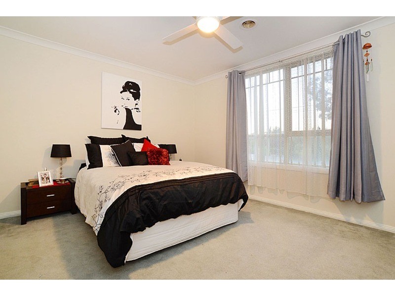 33 Chandos Street, Sydenham VIC 3037
