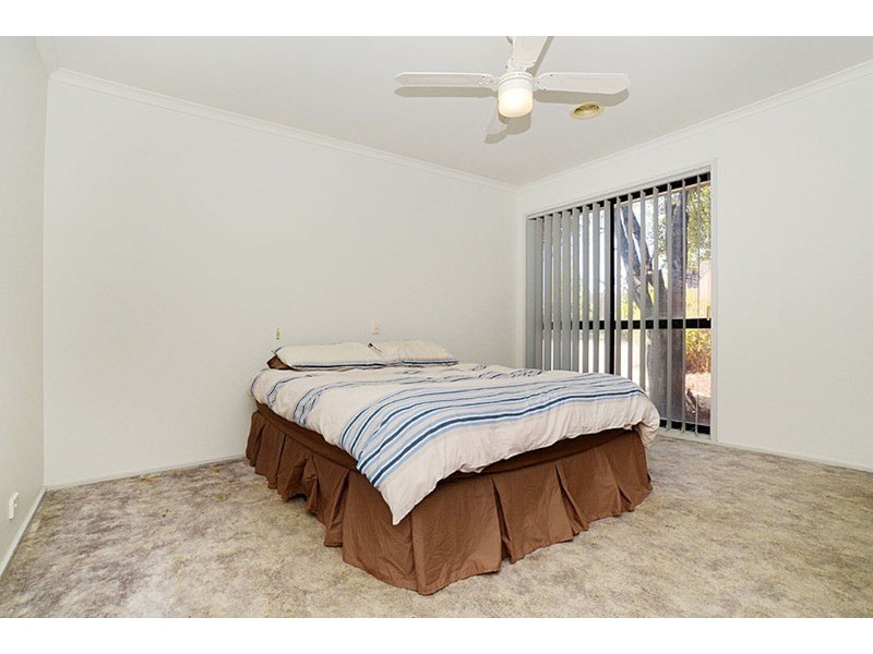 13 Glenbruar Drive, Hillside VIC 3037