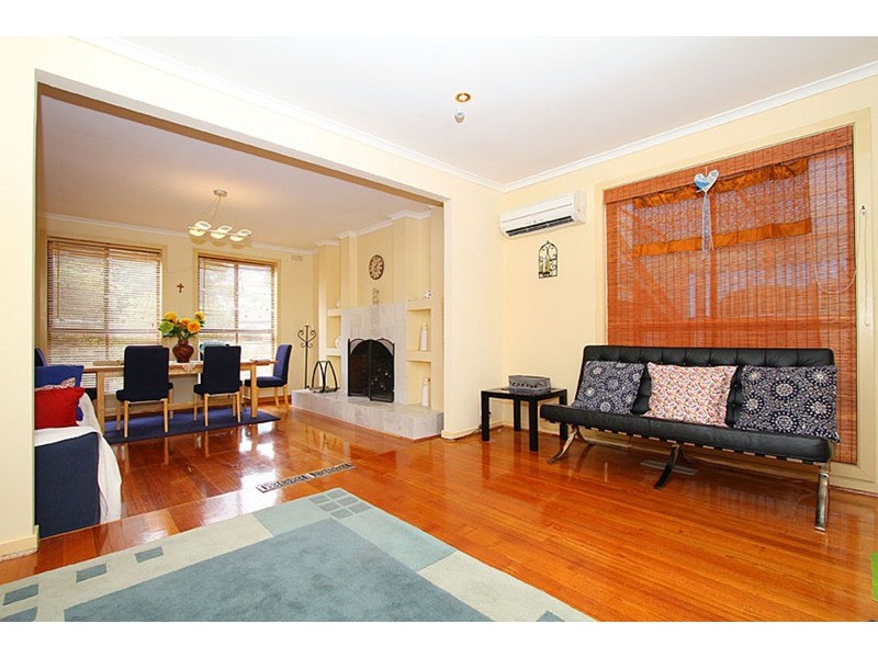 13 Boston Crescent, Keilor Downs VIC 3038