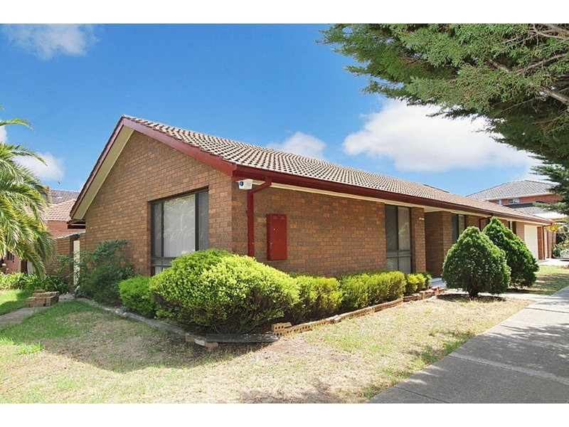 26 Parmelia Drive, Taylors Lakes VIC 3038
