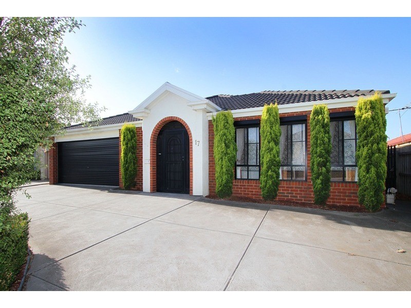 17 John Paul Drive, Hillside VIC 3037