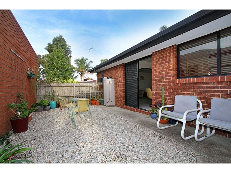 1/62 Dundee  Way, Sydenham VIC 3037