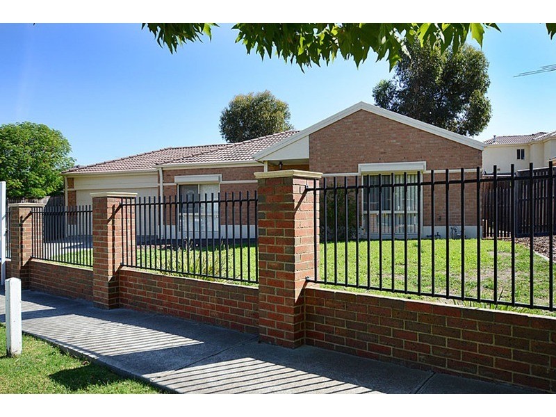 16 Panorama Drive, Hillside VIC 3037