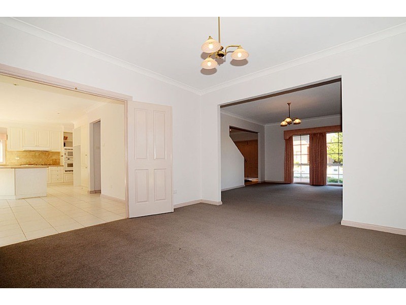 1 Delaney Court, Keilor VIC 3036