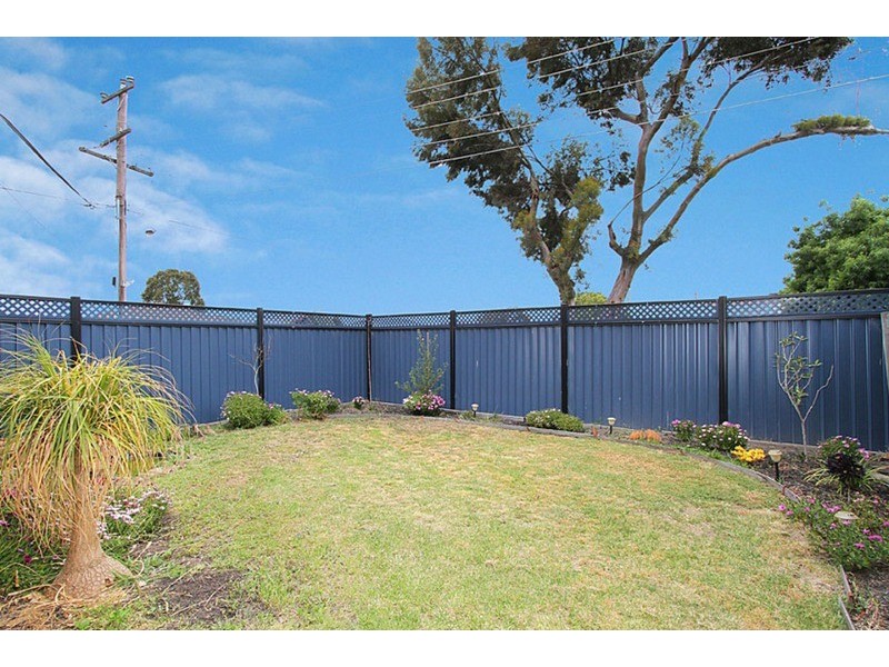 2 Chatham Place, Kings Park VIC 3021