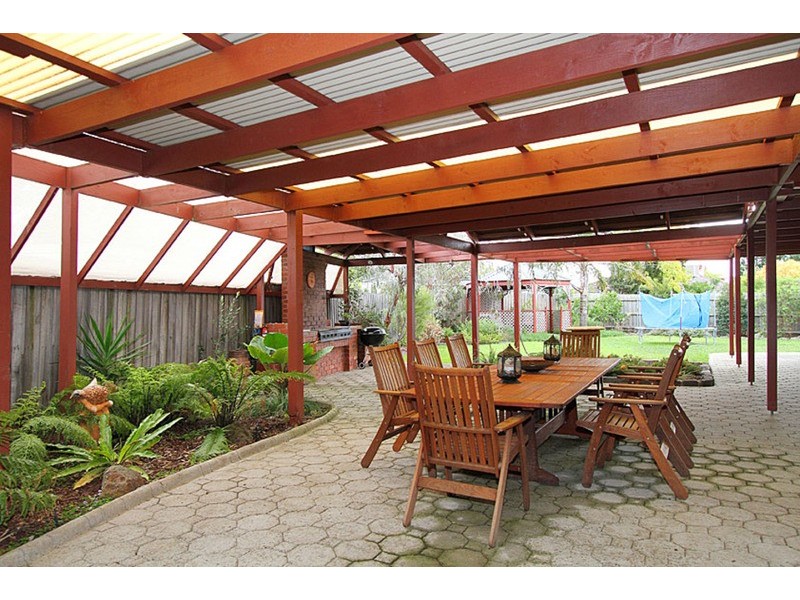 8 Swift Court, Keilor Downs VIC 3038