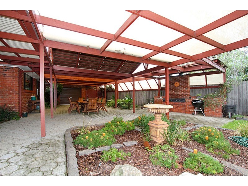 8 Swift Court, Keilor Downs VIC 3038