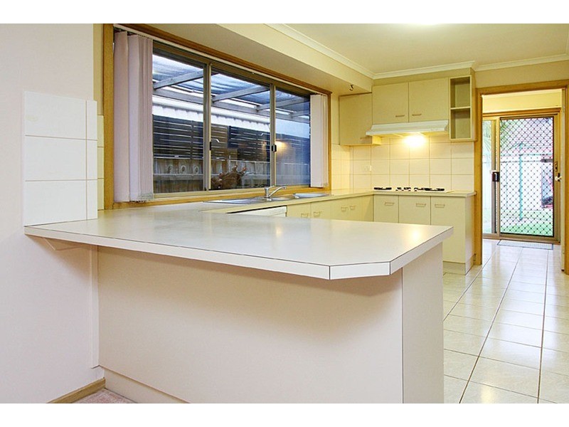 41 Bellbird Avenue, Taylors Lakes VIC 3038