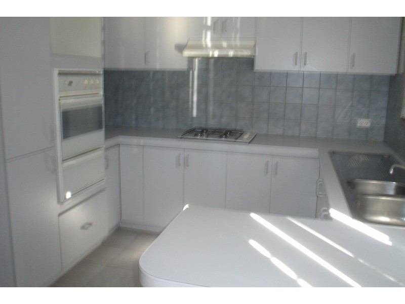 1/81 Taylors Road, St Albans VIC 3021