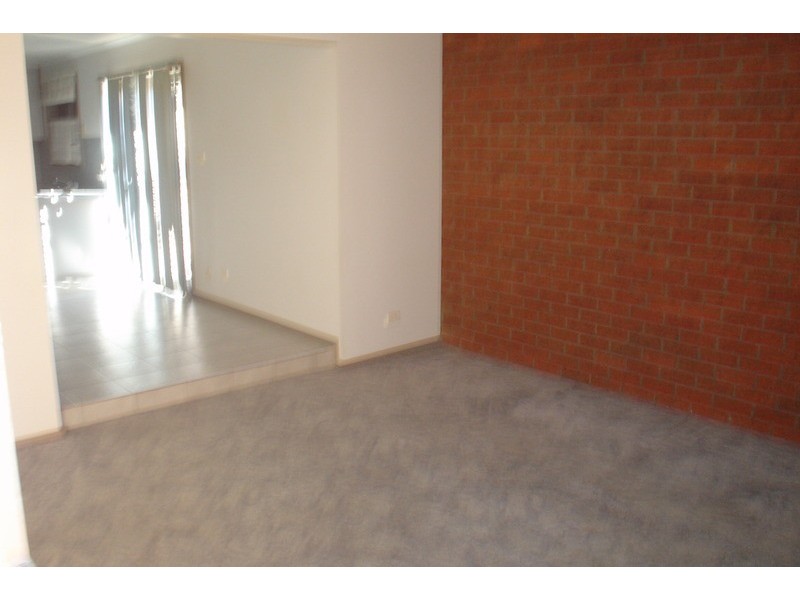 1/81 Taylors Road, St Albans VIC 3021