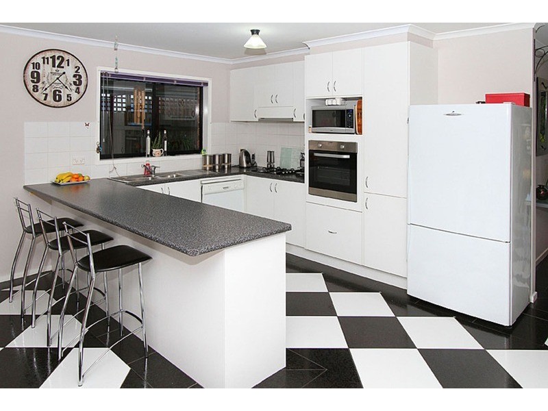 47 Meade Way, Sydenham VIC 3037