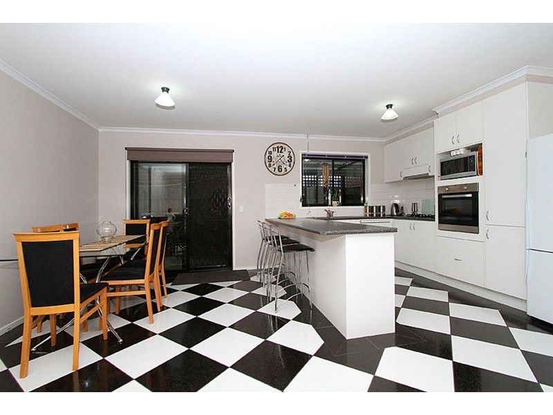 47 Meade Way, Sydenham VIC 3037