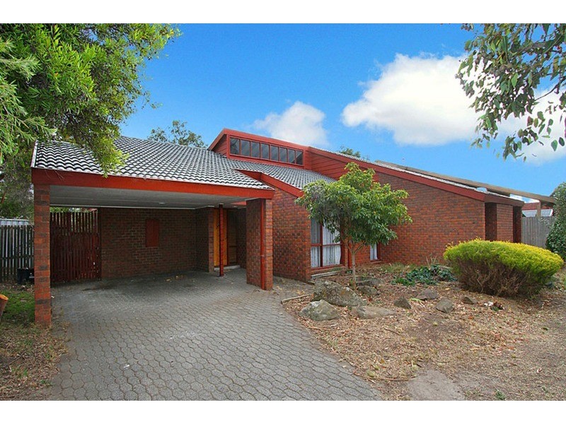 5 Cohuna Court, Taylors Lakes VIC 3038