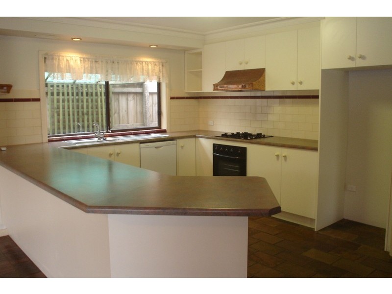29 Wellesley Drive, Taylors Lakes VIC 3038