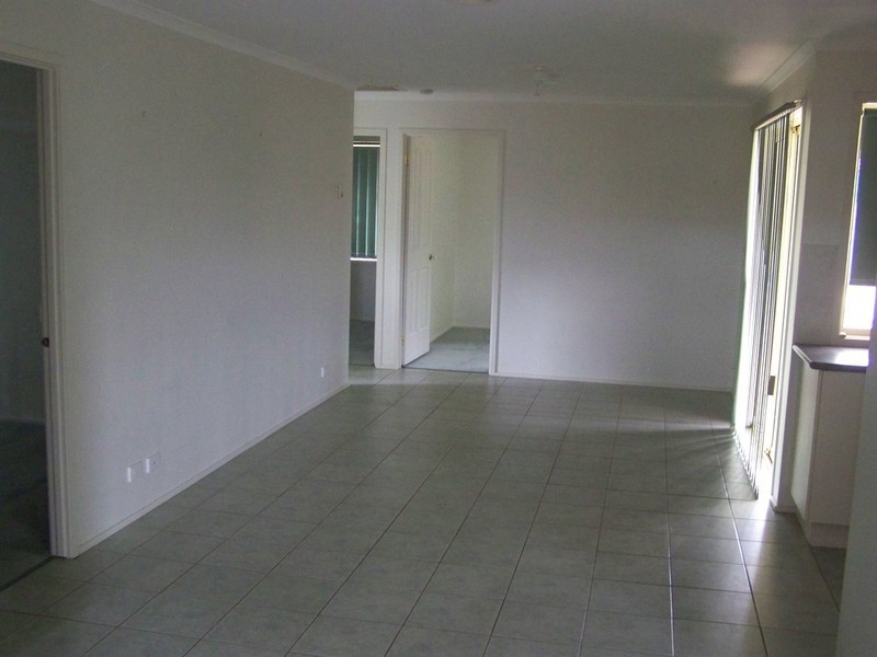 2 Ferry Close, Wyndham Vale VIC 3024