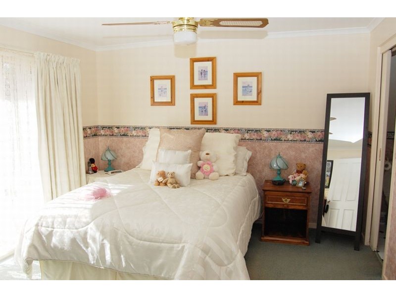 8 Hawthorn Drive, Hoppers Crossing VIC 3029