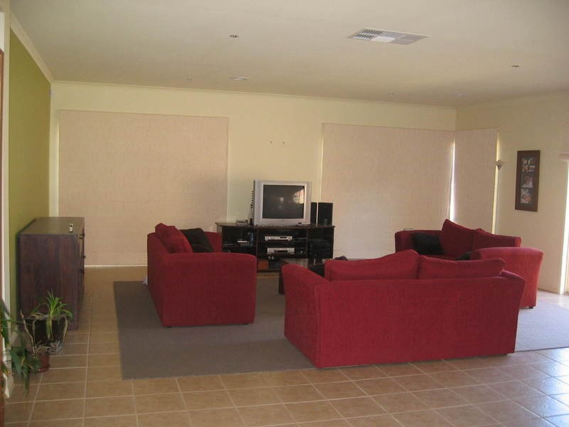 23 Ravello Circuit, Point Cook VIC 3030