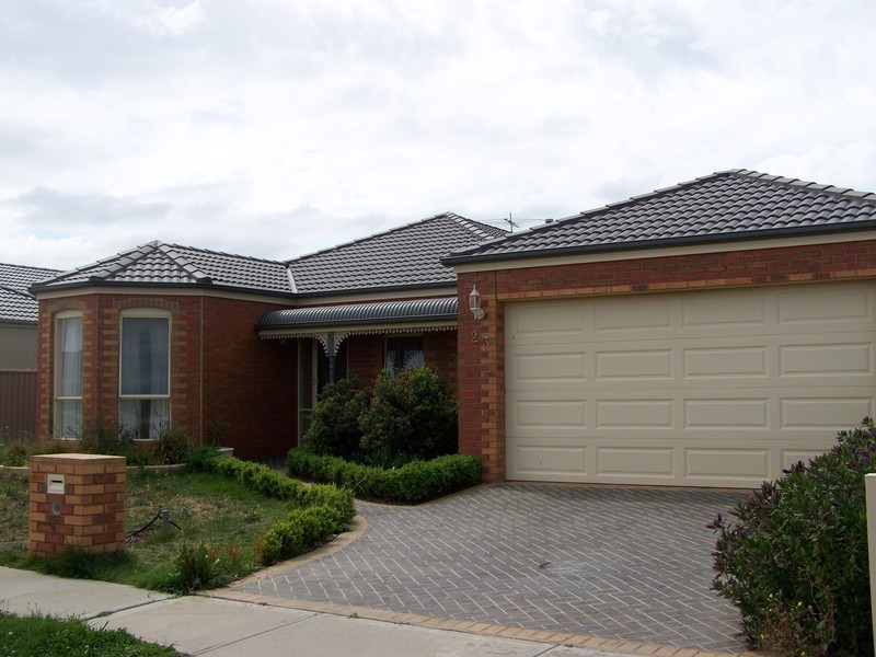 23 Ravello Circuit, Point Cook VIC 3030