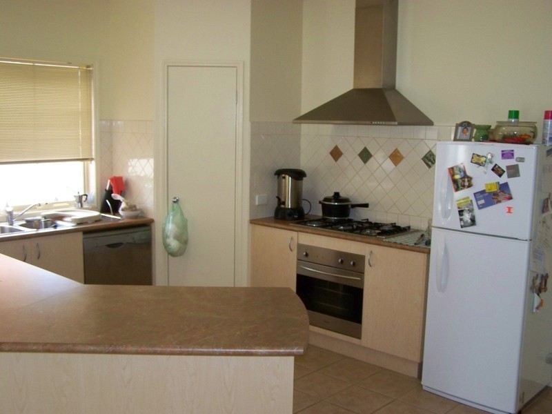 23 Ravello Circuit, Point Cook VIC 3030