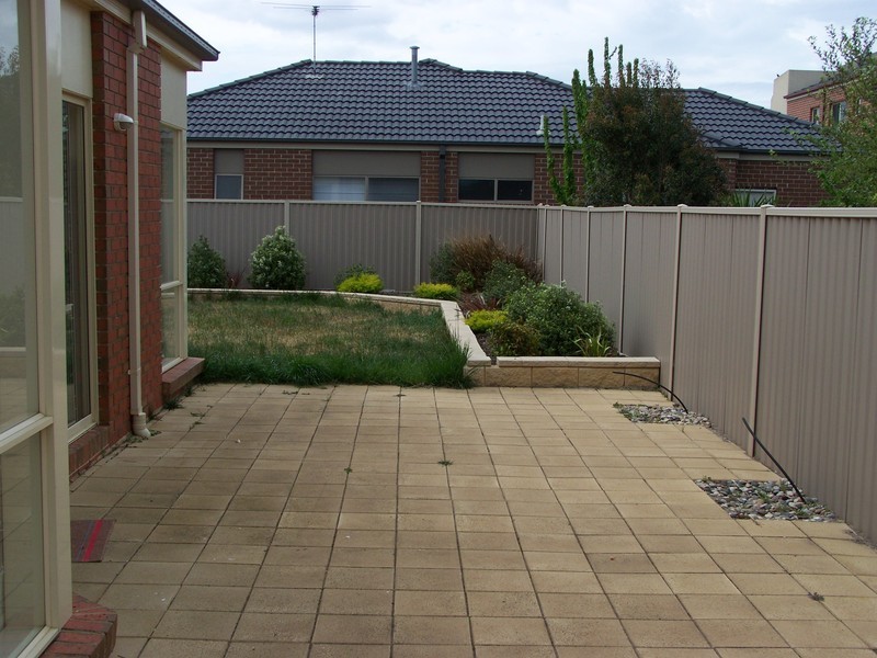 23 Ravello Circuit, Point Cook VIC 3030