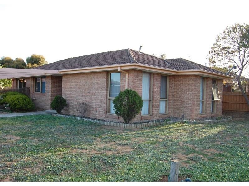 34 Argyle Crescent, Werribee VIC 3030