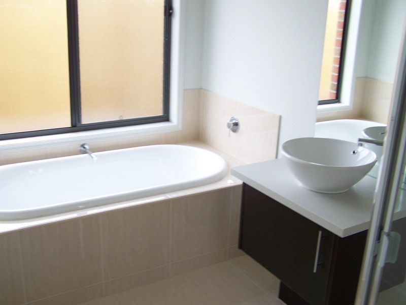 15 Shoveler Close, Truganina VIC 3029