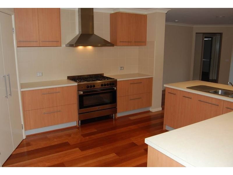 26 Stretton Place, Wyndham Vale VIC 3024