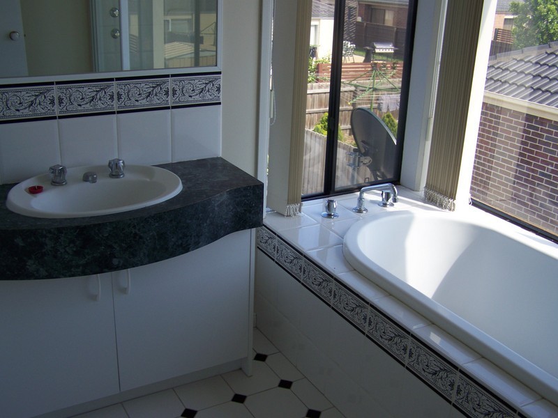 32 Chadway Avenue, Tarneit VIC 3029