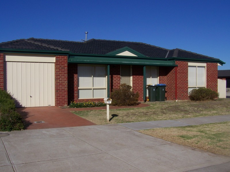 19 Cantal Court, Hoppers Crossing VIC 3029