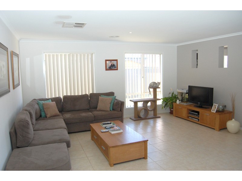 2 Bold Mews, Wyndham Vale VIC 3024