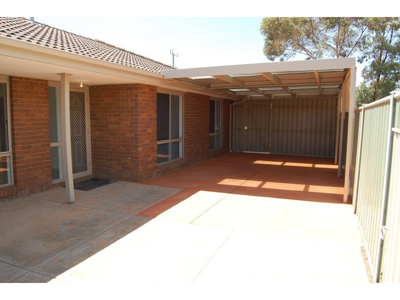 12 Trent Close, Werribee VIC 3030