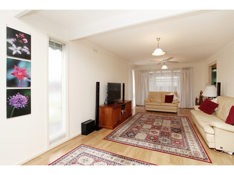 68 Baggott Drive, Hoppers Crossing VIC 3029