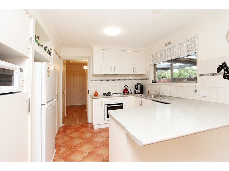 68 Baggott Drive, Hoppers Crossing VIC 3029