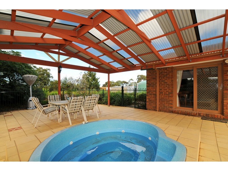 48 Mokhtar Drive, Hoppers Crossing VIC 3029