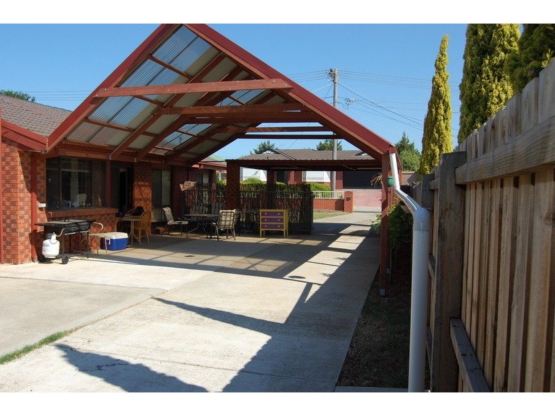 25 Angela Drive, Hoppers Crossing VIC 3029