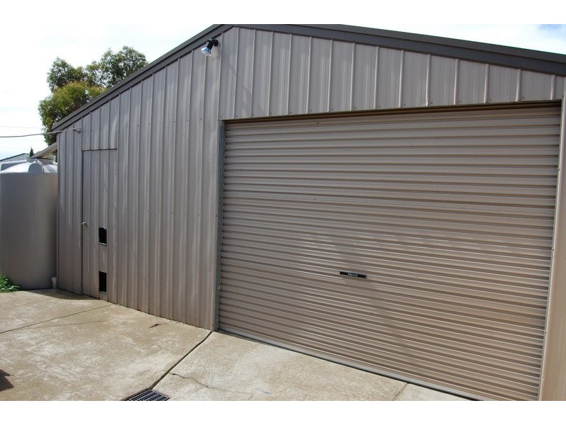 6 Greenshank Court, Werribee VIC 3030