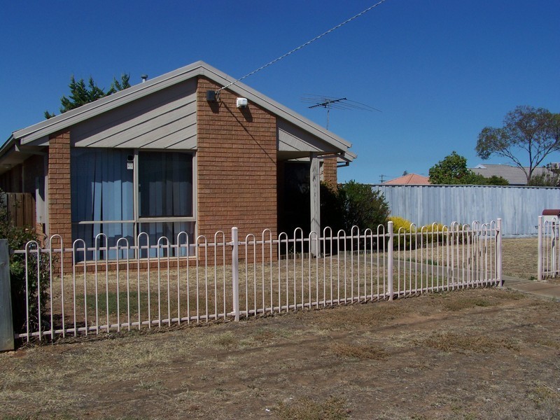 46 Kathleen Crescent, Hoppers Crossing VIC 3029