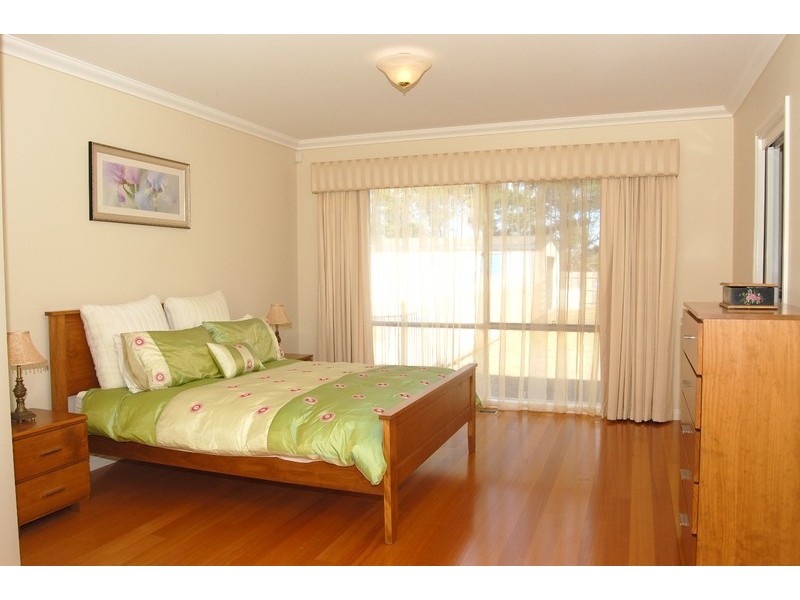 5 Belmarino Court, Werribee VIC 3030