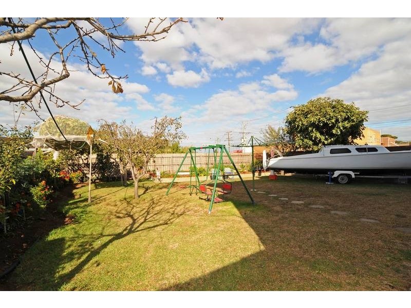 23 Powell Drive, Hoppers Crossing VIC 3029