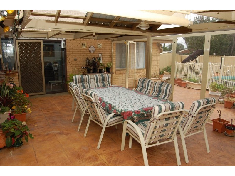 17 Arnold Court, Hoppers Crossing VIC 3029