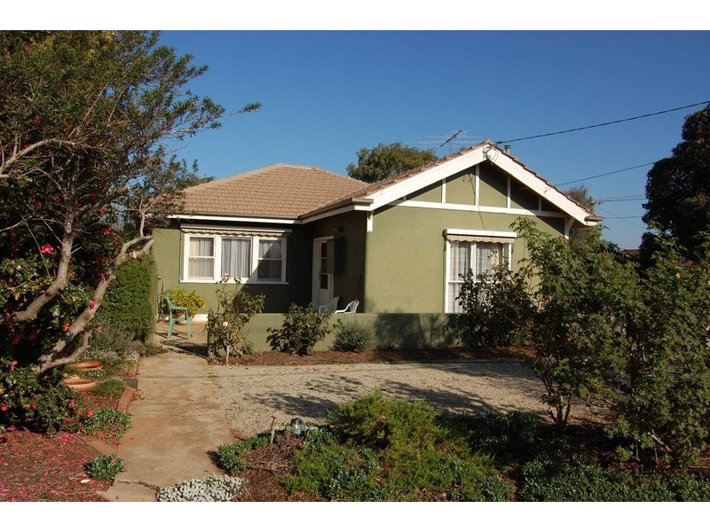 72 Chirnside Avenue, Werribee VIC 3030