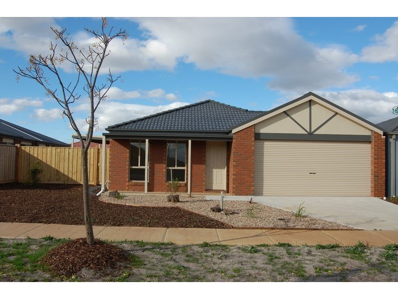 4 Skipper Road, Tarneit VIC 3029