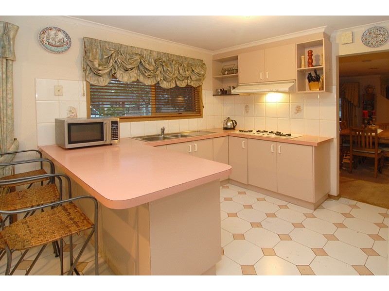 11 Thames Boulevard, Werribee VIC 3030