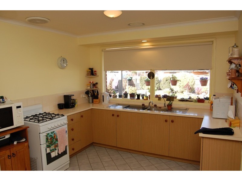 10 Kramer Street, Werribee VIC 3030