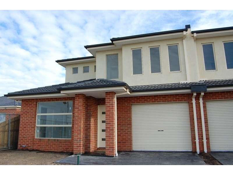 Units 1-5/8-10 Harmony Drive, Tarneit VIC 3029