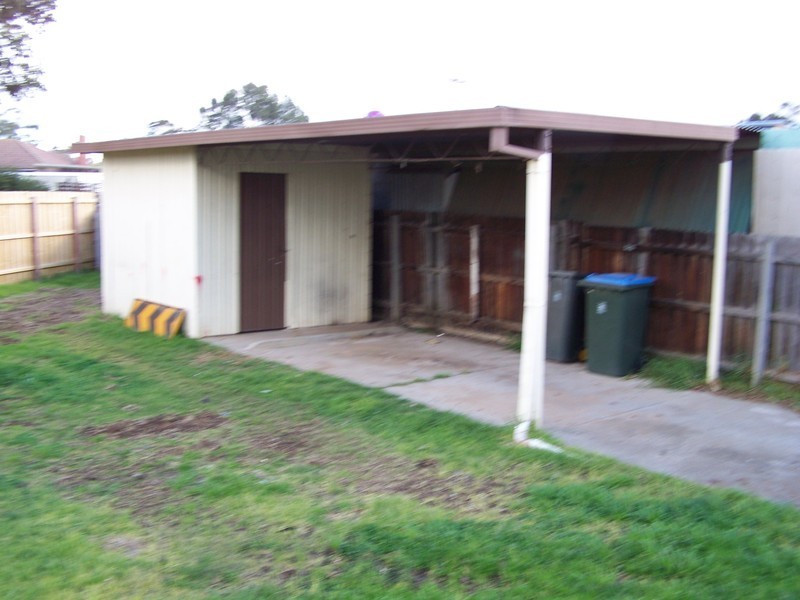 23 Vincent Crescent, Werribee VIC 3030