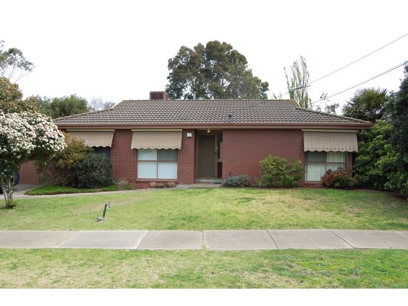 2 Brolga Court, Werribee VIC 3030